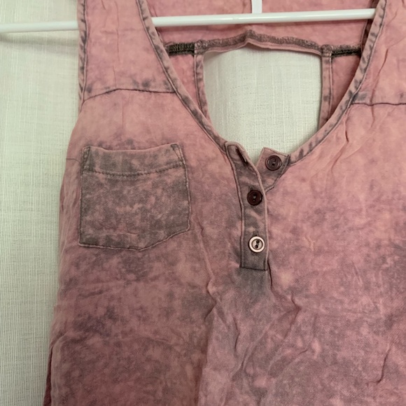 LA Hearts Tank Top - Picture 2 of 4